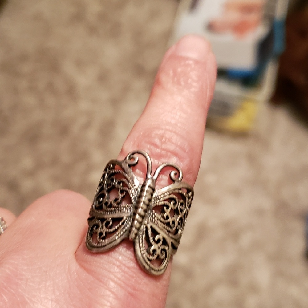 Butterfly ring size 7
